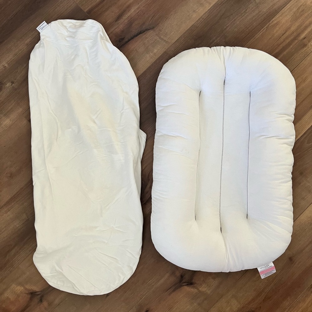 Snuggle me infant lounger + cover
